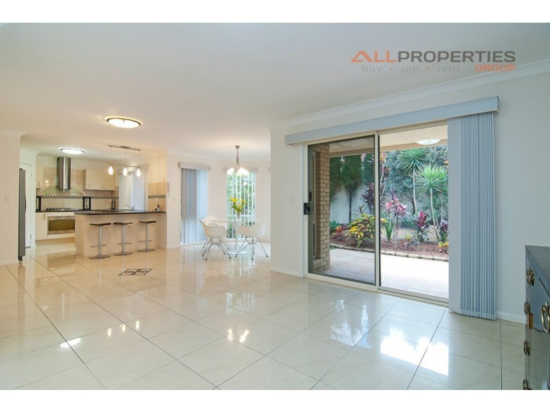 17 Popple Point Place, Springfield Lakes QLD 4300