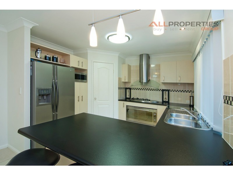 17 Popple Point Place, Springfield Lakes QLD 4300