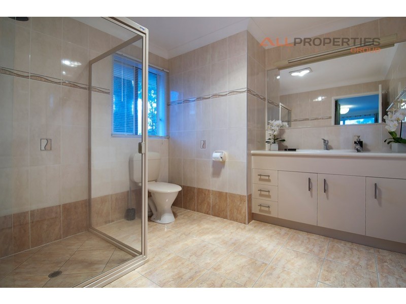 17 Popple Point Place, Springfield Lakes QLD 4300