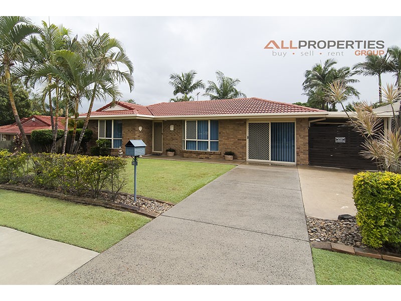 32 SOLANDRA CIRCUIT, Regents Park QLD 4118