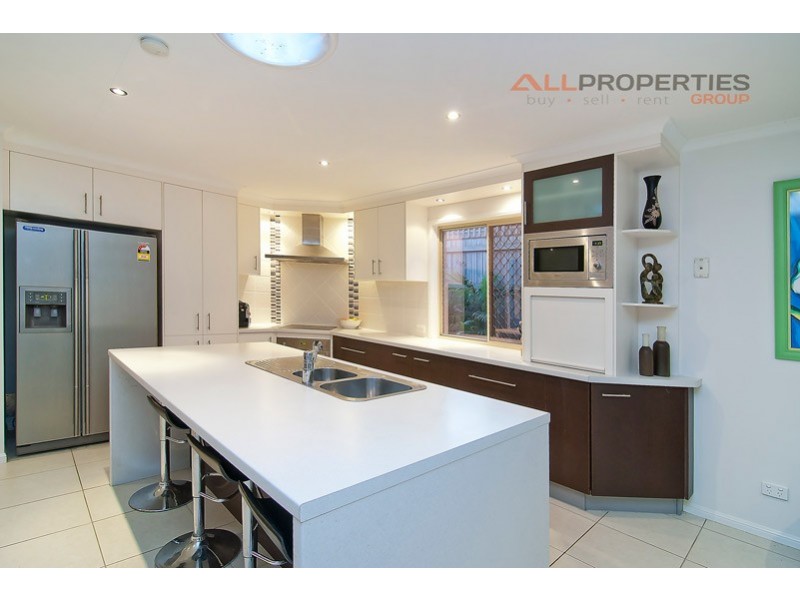 82 Muscari Crescent, Drewvale QLD 4116