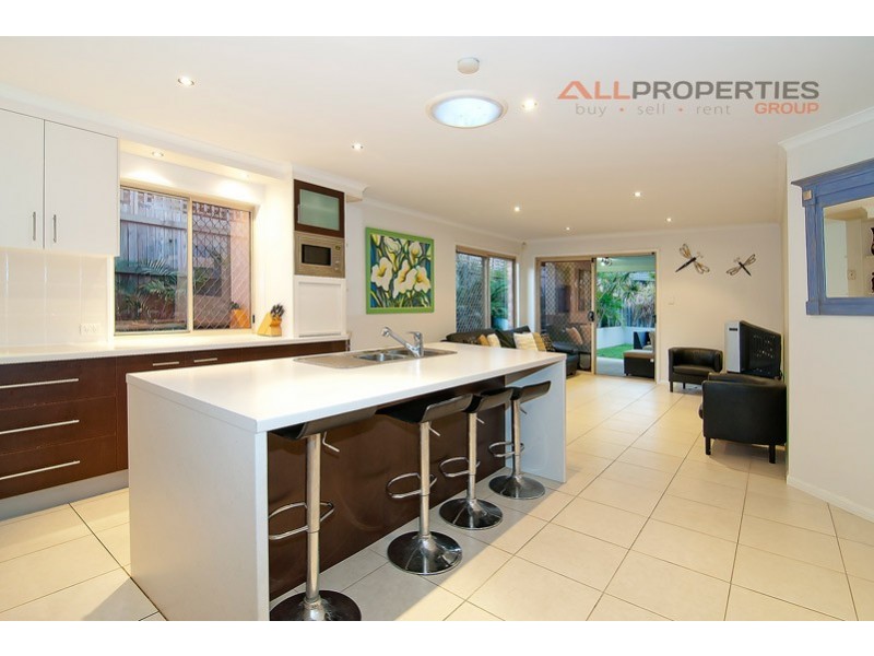 82 Muscari Crescent, Drewvale QLD 4116