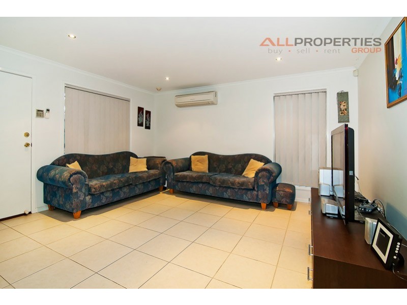 82 Muscari Crescent, Drewvale QLD 4116