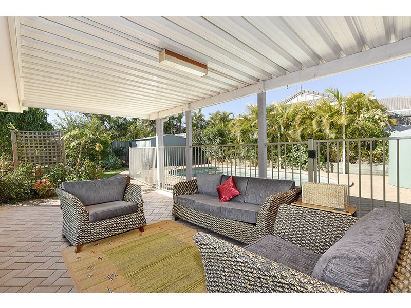 6 HAYLETT RISE, Regents Park QLD 4118