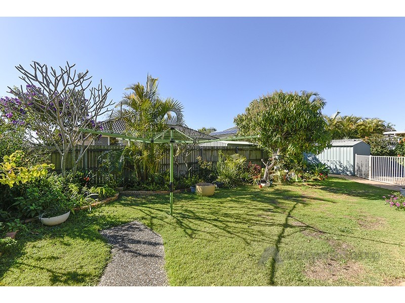 6 HAYLETT RISE, Regents Park QLD 4118