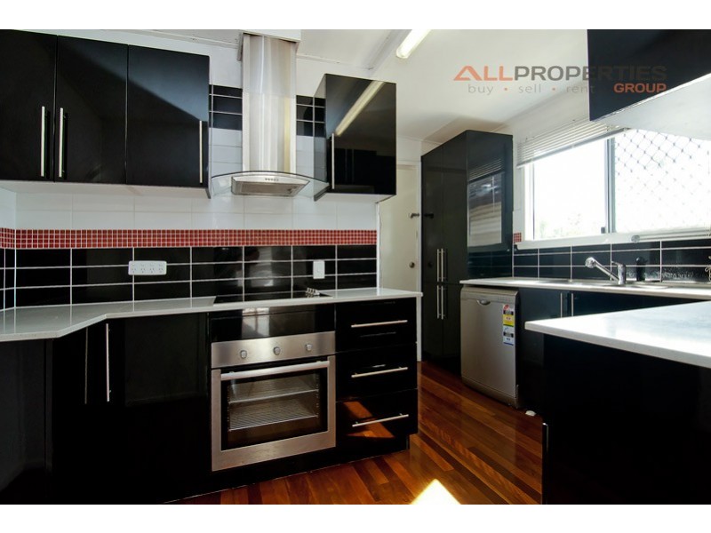 81 St Andrew Street, Kuraby QLD 4112