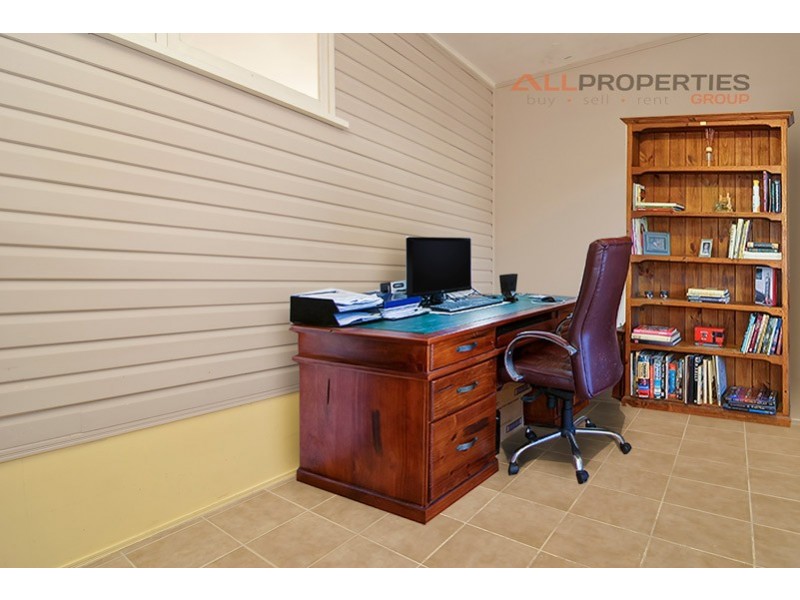 81 St Andrew Street, Kuraby QLD 4112