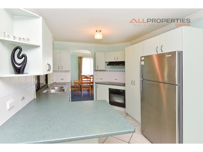 63 Barossa Street, Kingston QLD 4114