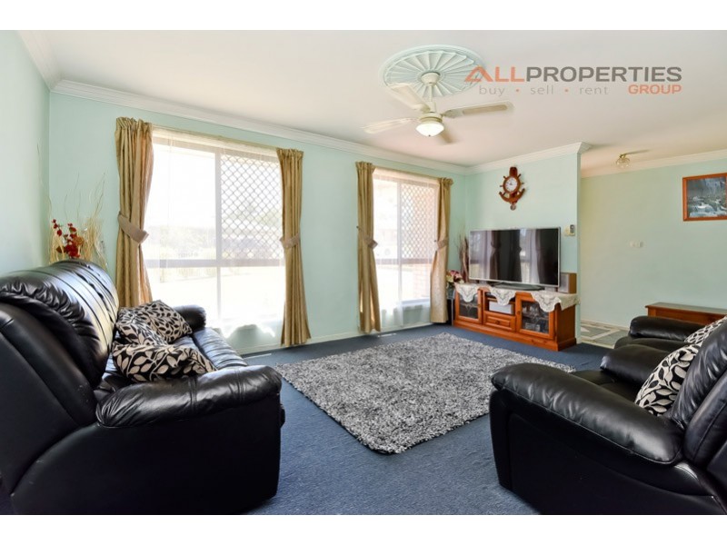 63 Barossa Street, Kingston QLD 4114