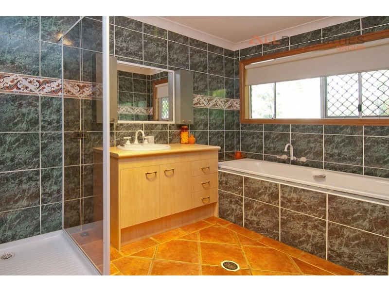 17-23 Hickey Road, Park Ridge South QLD 4125