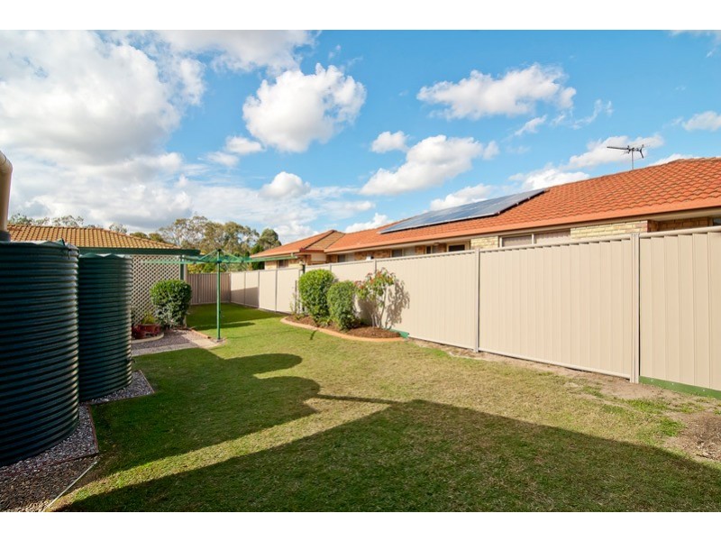 35 Bannockburn Cres, Parkinson QLD 4115