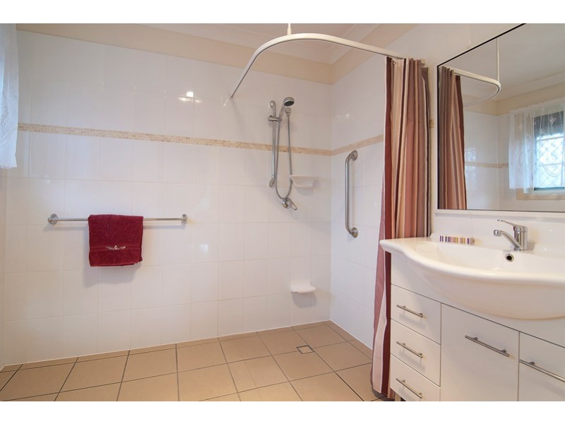 35 Bannockburn Cres, Parkinson QLD 4115