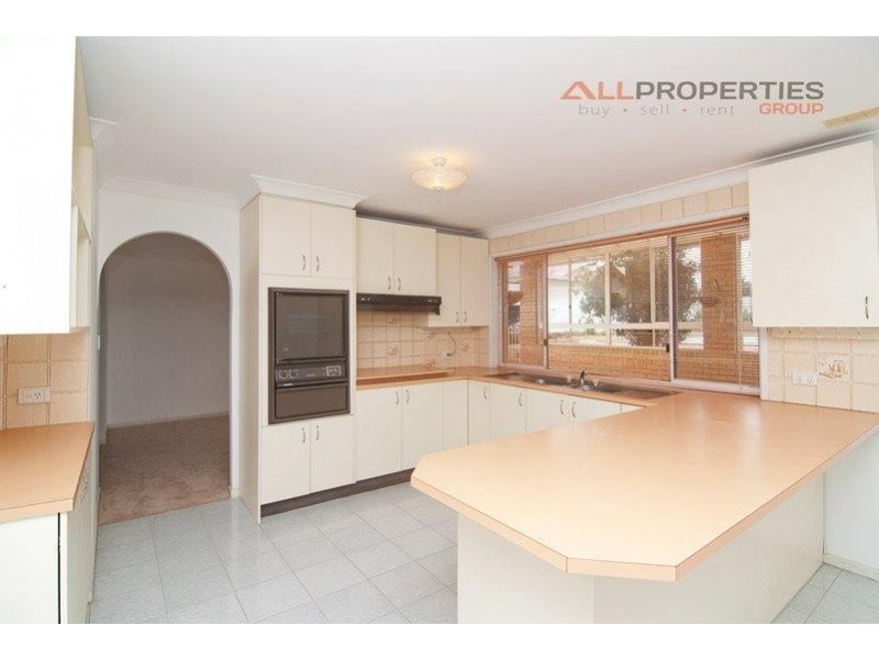 35 VERGULDE ROAD, Regents Park QLD 4118