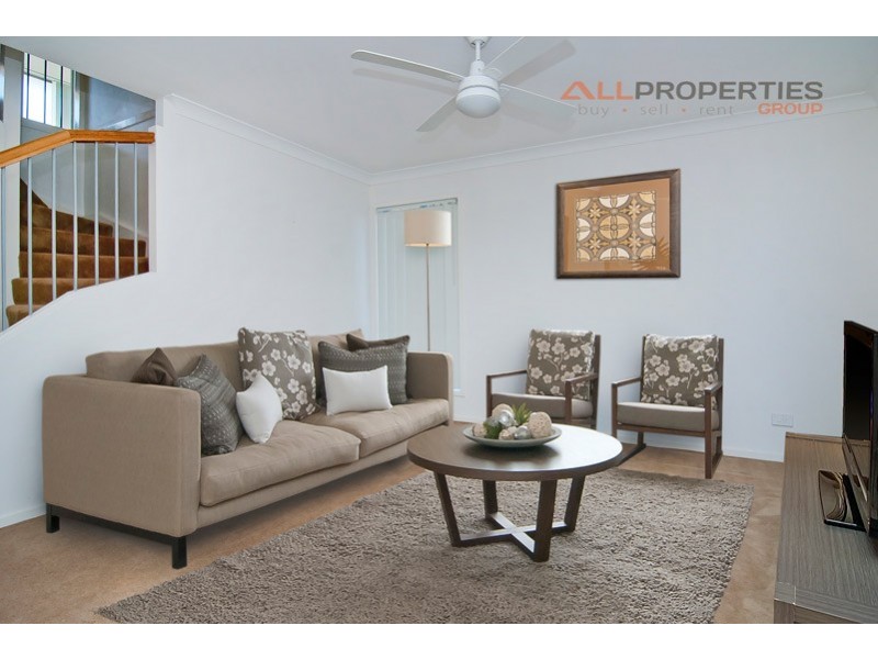 3 Tahlee Court, Regents Park QLD 4118
