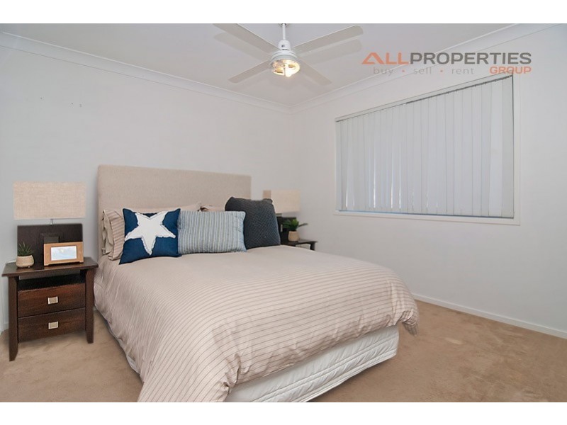 3 Tahlee Court, Regents Park QLD 4118