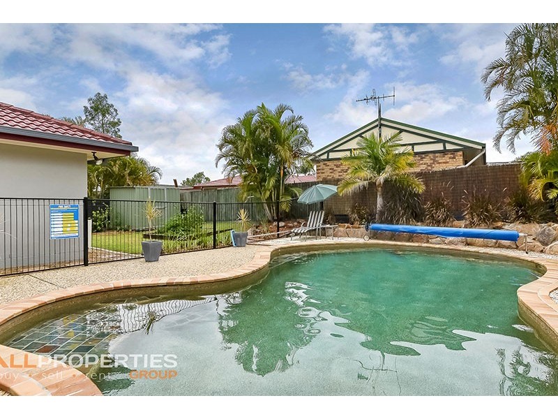 68 BUSHLAND DRIVE, Regents Park QLD 4118