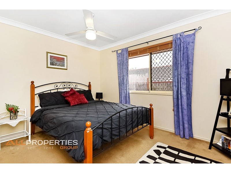 68 BUSHLAND DRIVE, Regents Park QLD 4118