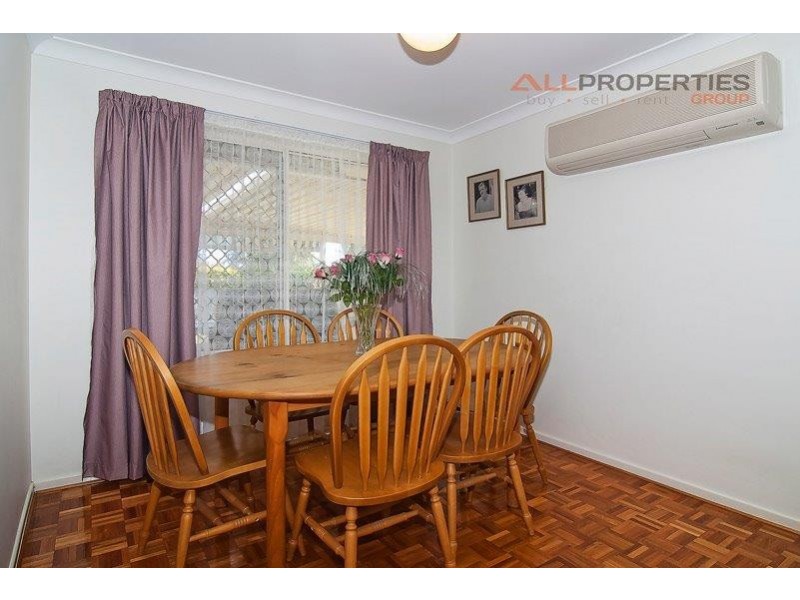 5 FROMELLES COURT, Regents Park QLD 4118