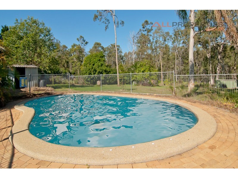 230 Forestdale Drive, Forestdale QLD 4118
