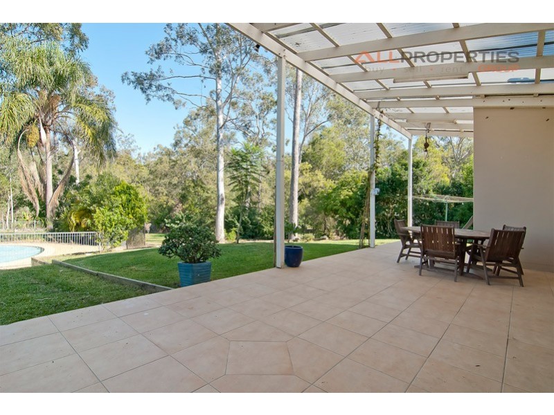 230 Forestdale Drive, Forestdale QLD 4118