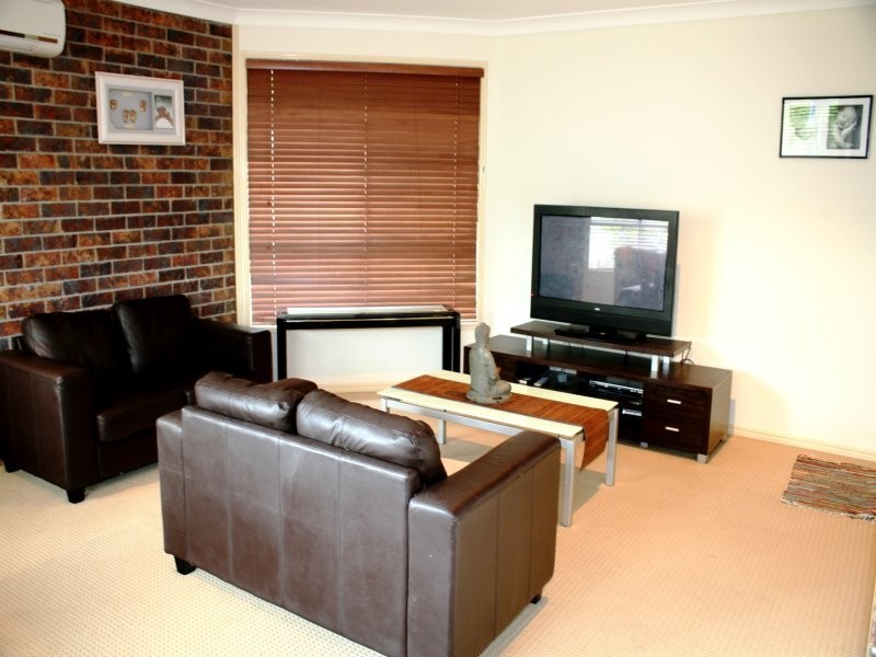 3 Gragin Place, Parkinson QLD 4115