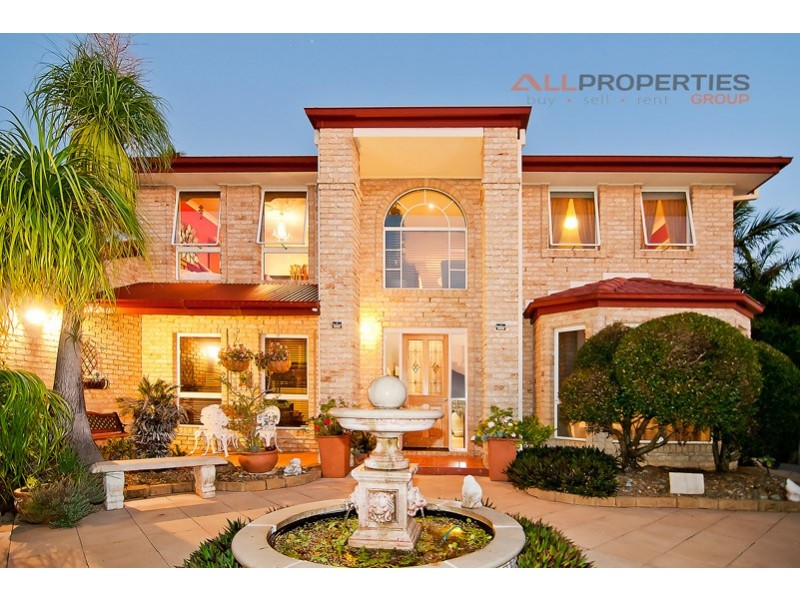 9 Mathison Ct, Redland Bay QLD 4165