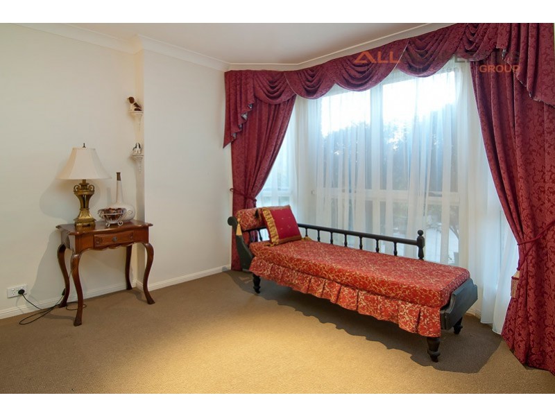 9 Mathison Ct, Redland Bay QLD 4165