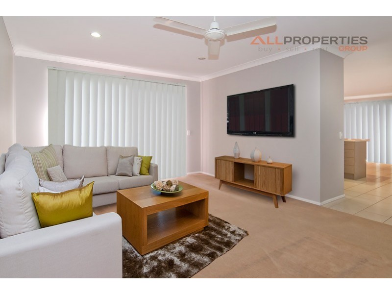 27 Tennessee Way, Berrinba QLD 4117