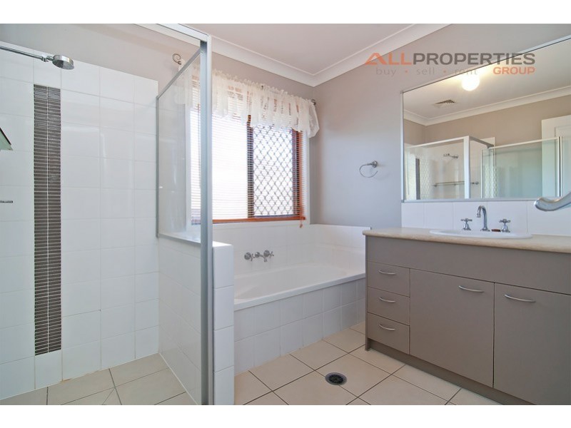 27 Tennessee Way, Berrinba QLD 4117