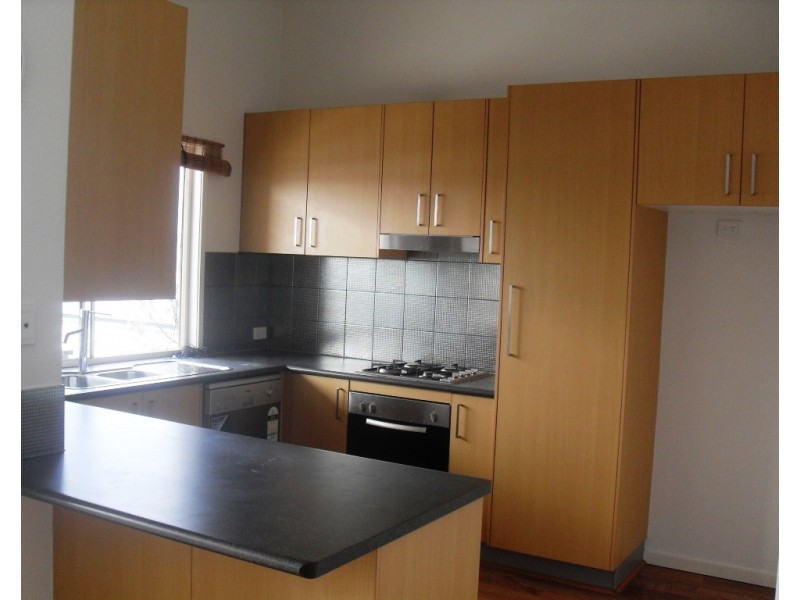 7/26 Laughlin Street, Kingston QLD 4114