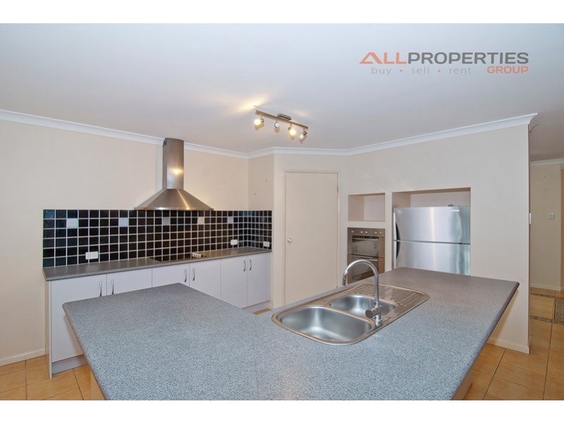 52 Gilberton Crescent, Forest Lake QLD 4078