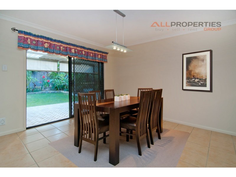 52 Gilberton Crescent, Forest Lake QLD 4078