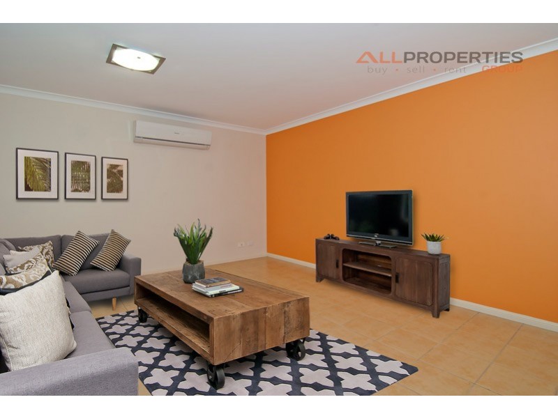 52 Gilberton Crescent, Forest Lake QLD 4078