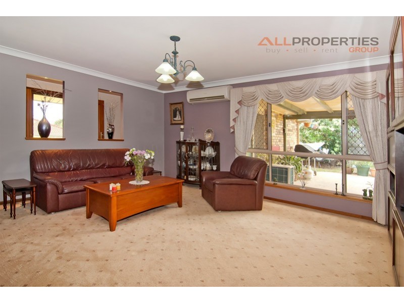 53 Weranga Place, Parkinson QLD 4115