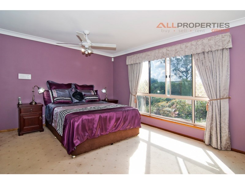 53 Weranga Place, Parkinson QLD 4115