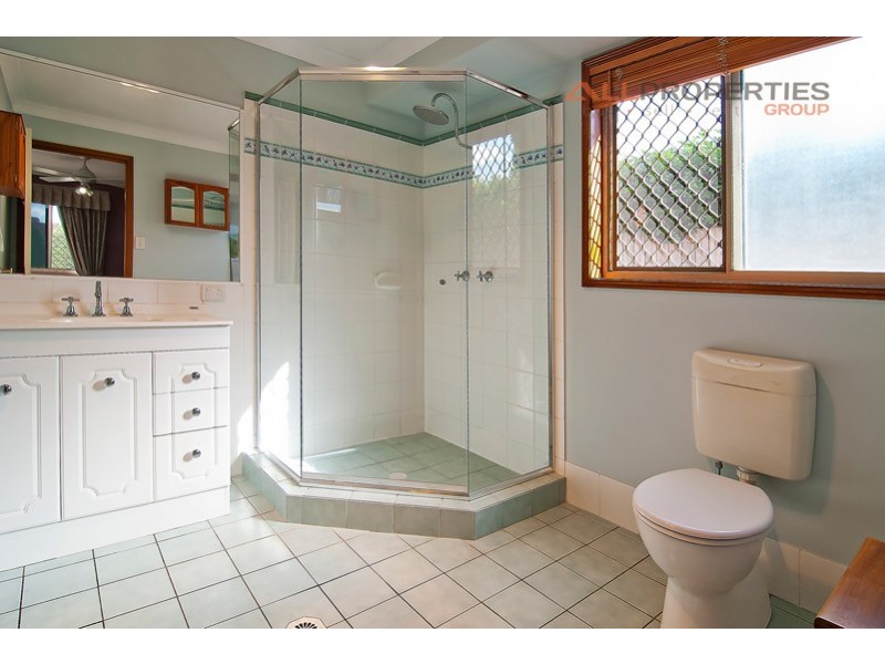 53 Weranga Place, Parkinson QLD 4115