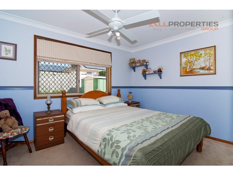 53 Weranga Place, Parkinson QLD 4115
