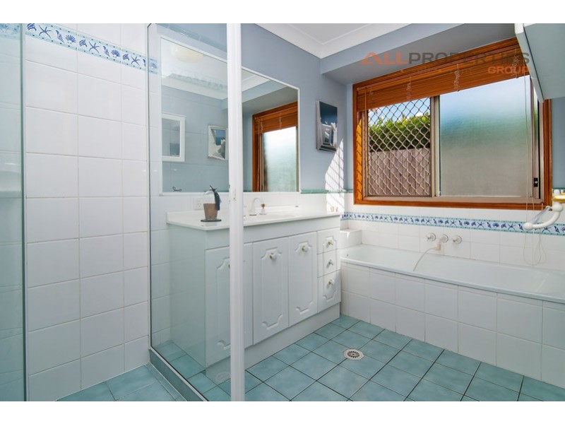 53 Weranga Place, Parkinson QLD 4115