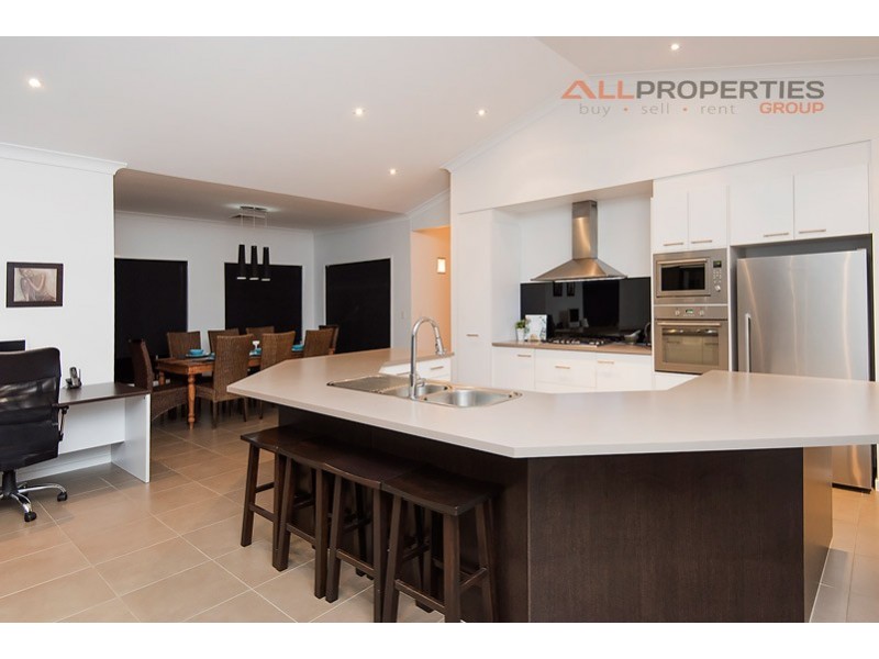 7 Rockford Drive, Bellbird Park QLD 4300