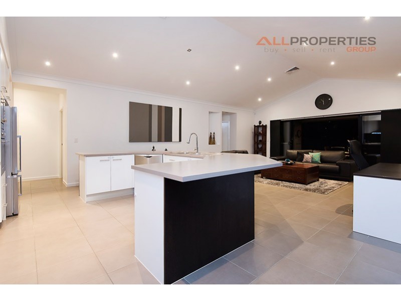 7 Rockford Drive, Bellbird Park QLD 4300