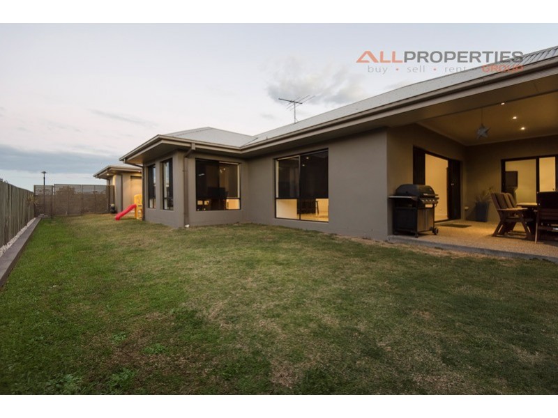 7 Rockford Drive, Bellbird Park QLD 4300