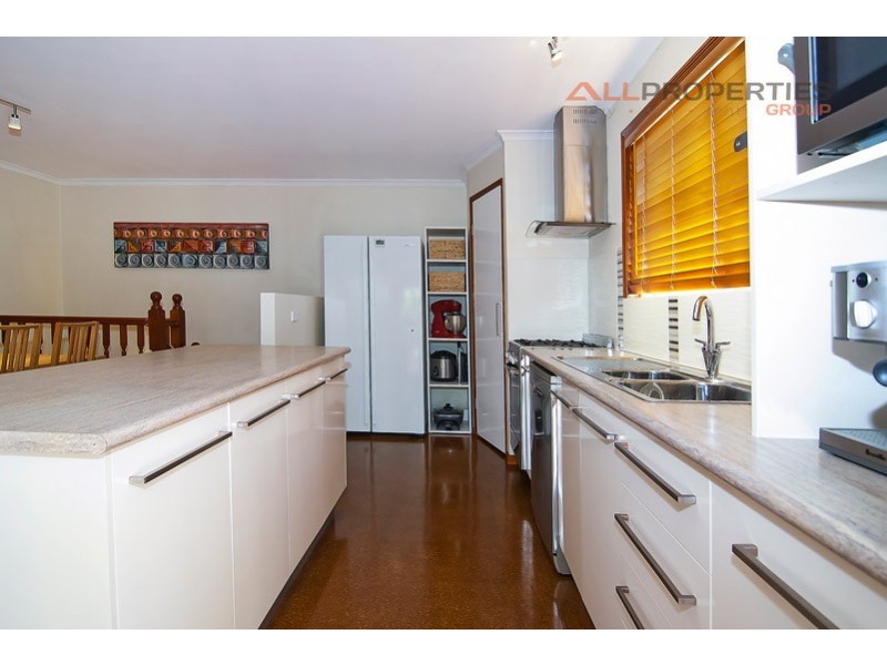 31-33 Teresa Drive, Munruben QLD 4125
