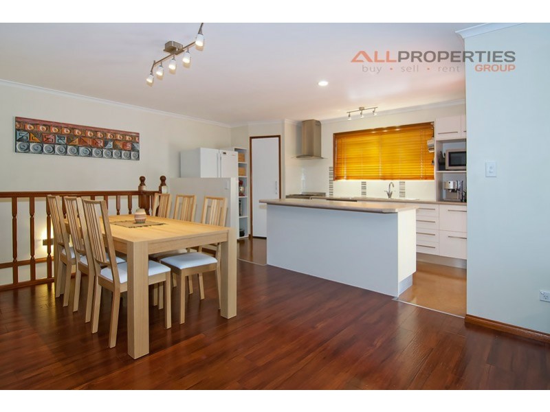 31-33 Teresa Drive, Munruben QLD 4125