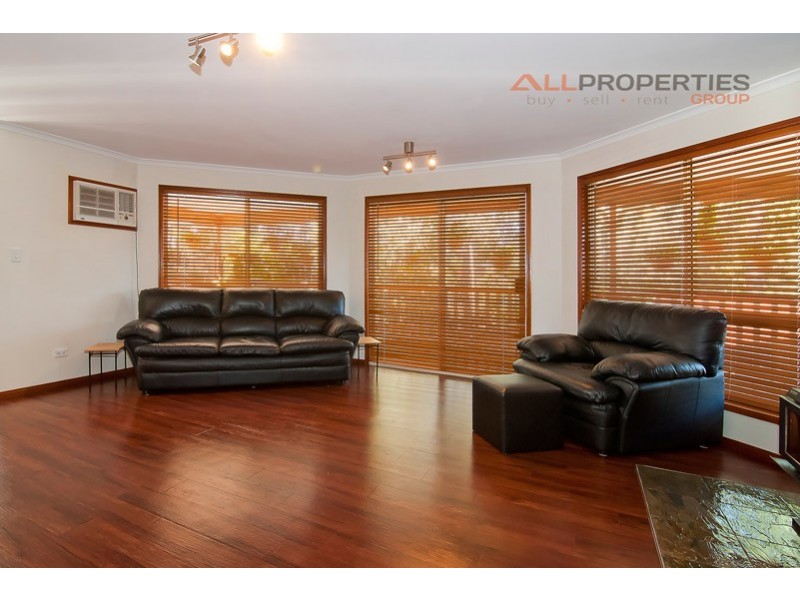31-33 Teresa Drive, Munruben QLD 4125