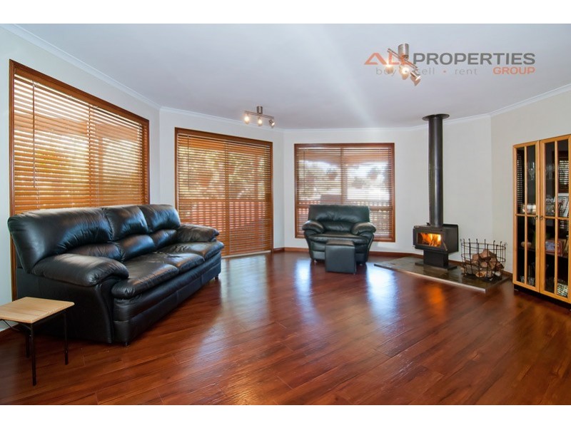 31-33 Teresa Drive, Munruben QLD 4125