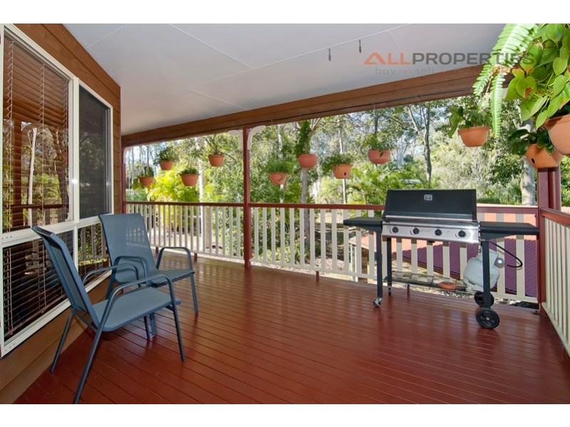 31-33 Teresa Drive, Munruben QLD 4125
