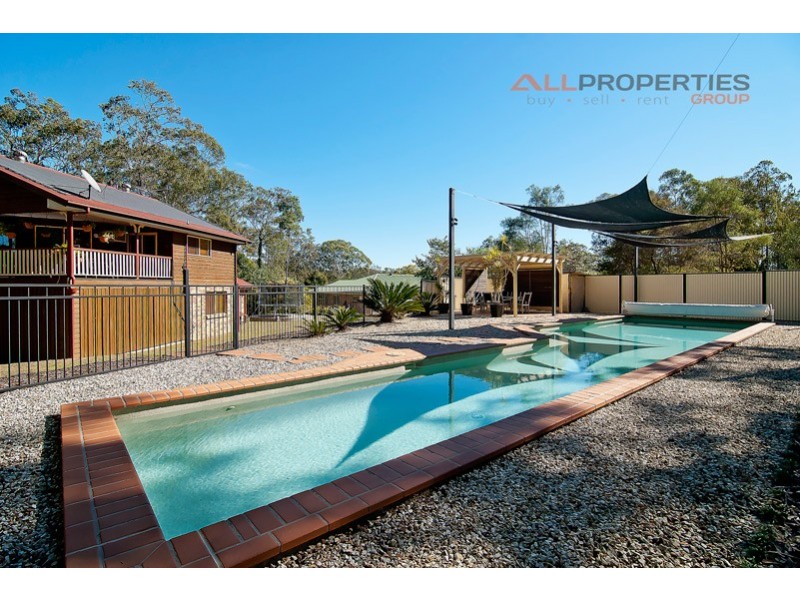 31-33 Teresa Drive, Munruben QLD 4125