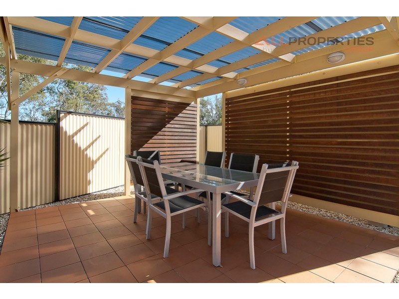 31-33 Teresa Drive, Munruben QLD 4125
