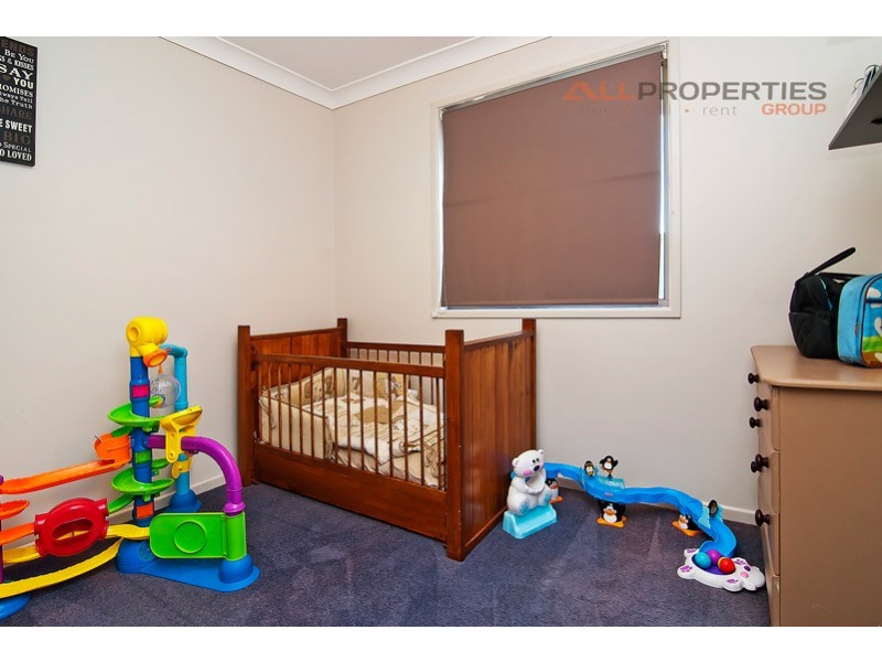 11 Network Drive, Boronia Heights QLD 4124