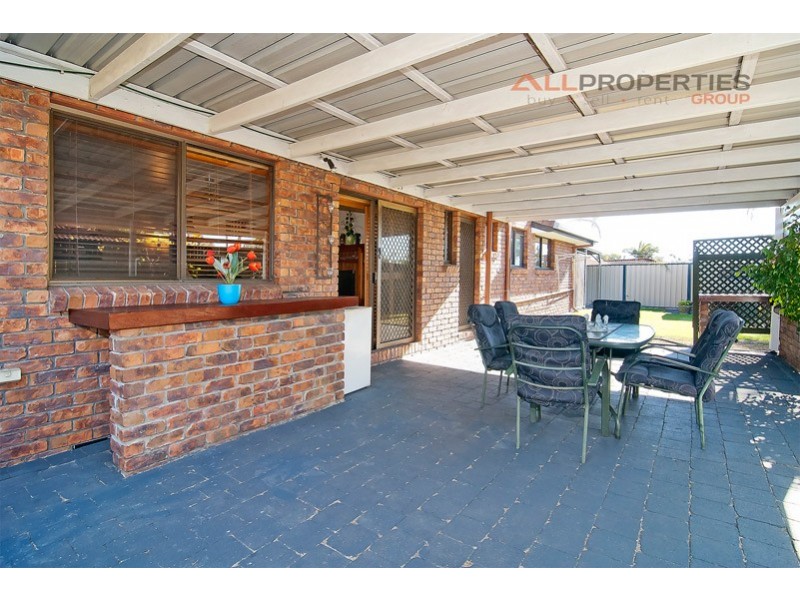 150 VANSITTART ROAD, Regents Park QLD 4118